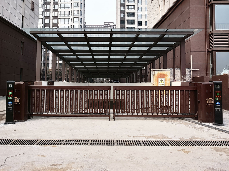 1789443578142548.jpg 小区空降道1.jpg